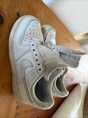 Nike Air Force 1 sneakers